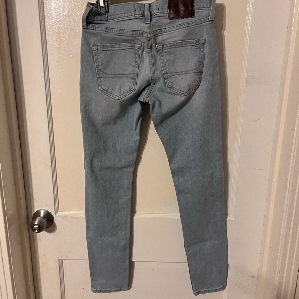 Hollister Women's Light Blue Skinny Jeans - Picture 6 of 7